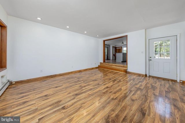 627 SALEM AVE, West Deptford, NJ 08096