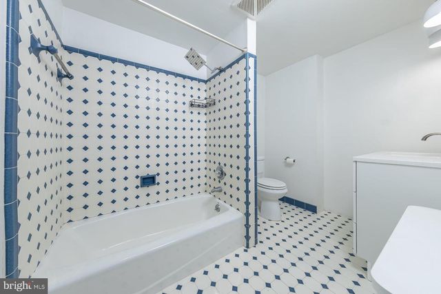 627 SALEM AVE, West Deptford, NJ 08096
