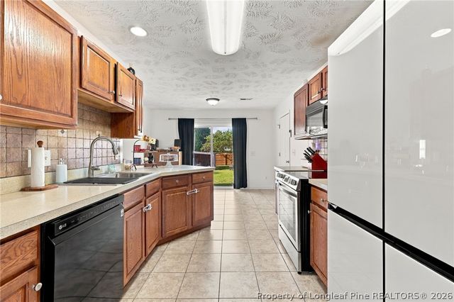 90 Jubilee Court, Cameron, NC 28326