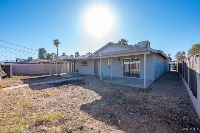 415 Patillo Drive, Bullhead City, AZ 86442