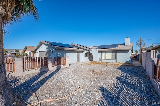 415 Patillo Drive, Bullhead City, AZ 86442