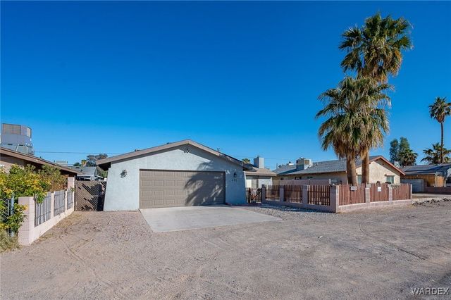415 Patillo Drive, Bullhead City, AZ 86442