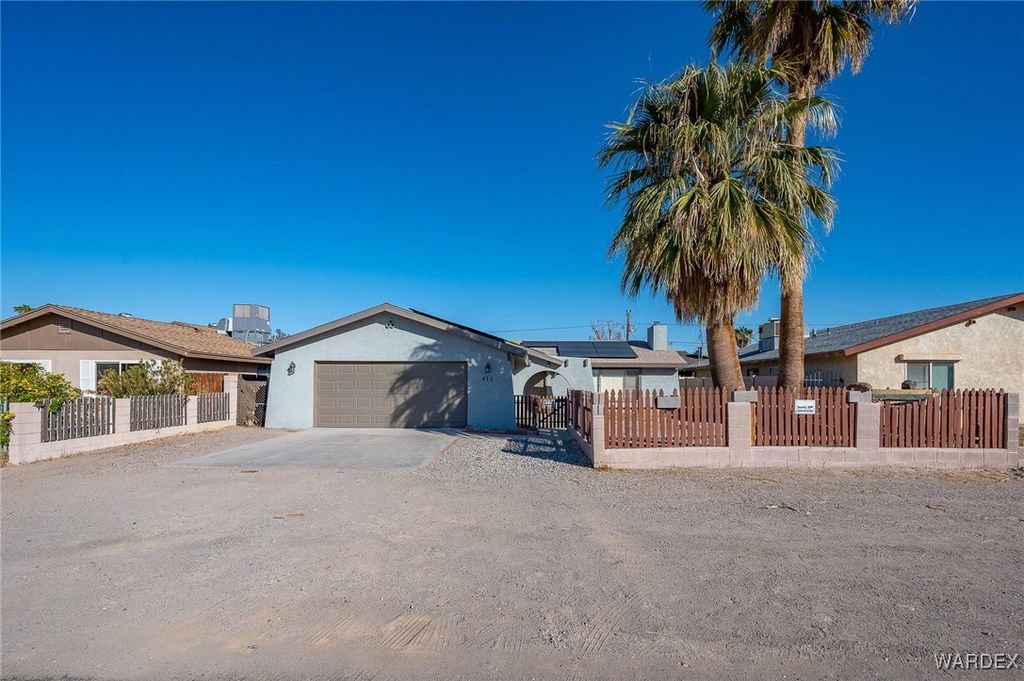 415 Patillo Drive, Bullhead City, AZ 86442