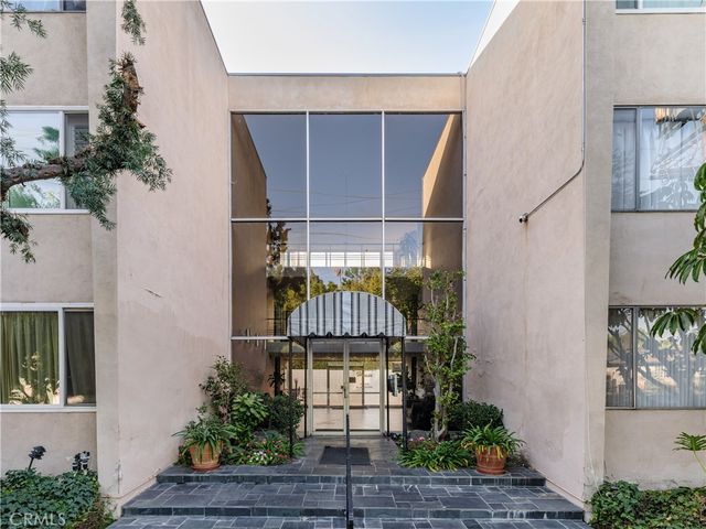 5411 Tyrone, Sherman Oaks, CA 91401