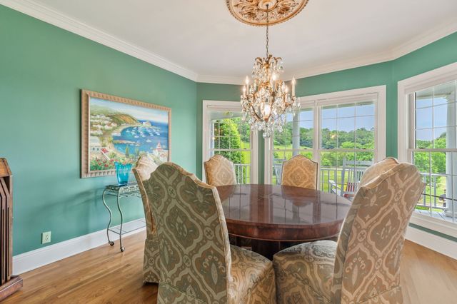 1036 Reed Hollow Rd, Readyville, TN 37149