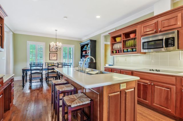 1036 Reed Hollow Rd, Readyville, TN 37149