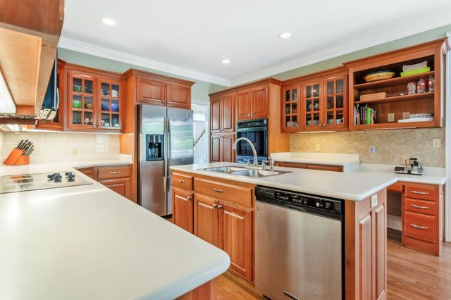 1036 Reed Hollow Rd, Readyville, TN 37149