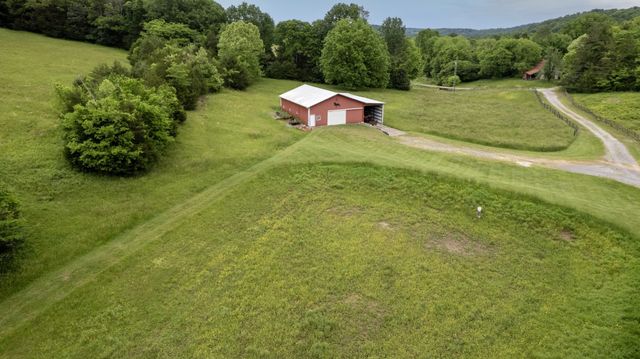 1036 Reed Hollow Rd, Readyville, TN 37149