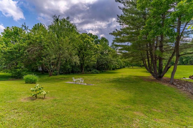 10320 Old State Road, Evansville, IN 47711