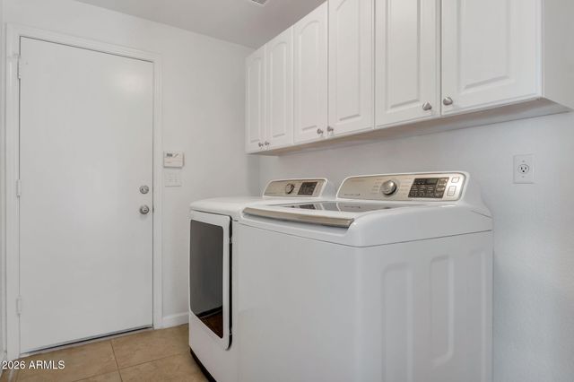 427 W PALOMINO Drive, Tempe, AZ 85284