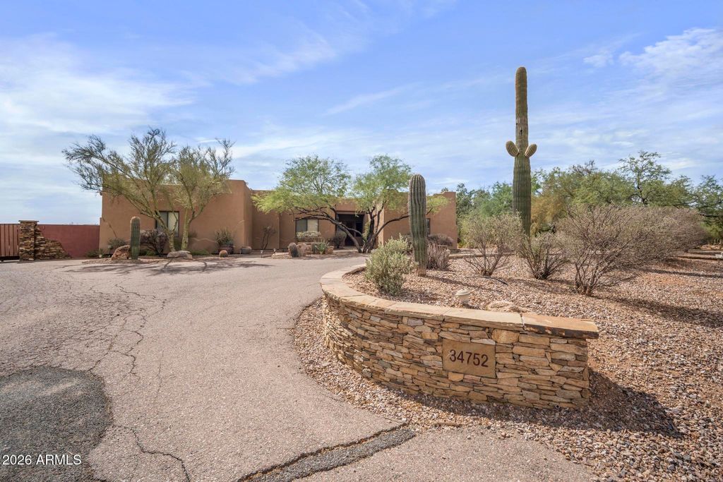 34752 N 49TH Street, Cave Creek, AZ 85331 — photo 2