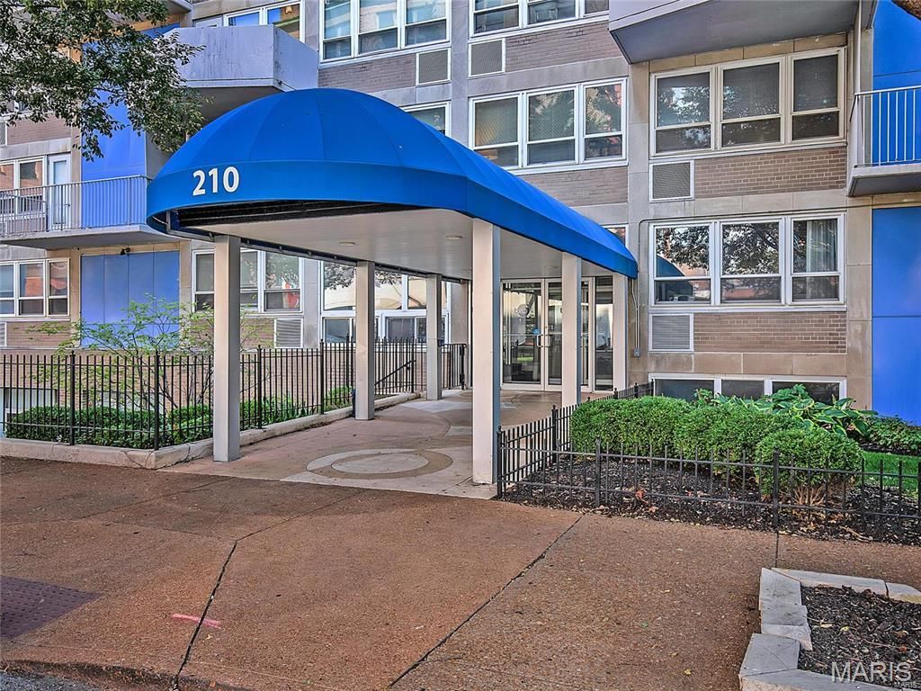 210 N 17th Street 304, St Louis, MO 63103