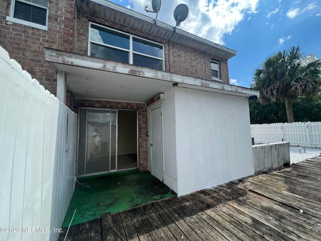 2673 TROLLIE Lane 1, Jacksonville, FL 32211