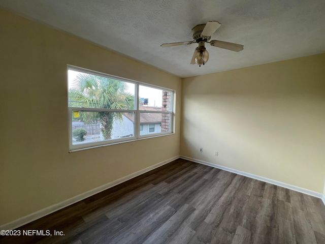 2673 TROLLIE Lane 1, Jacksonville, FL 32211