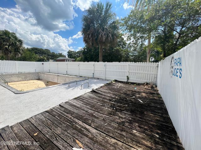 2673 TROLLIE Lane 1, Jacksonville, FL 32211