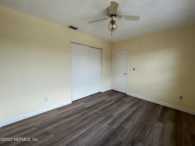 2673 TROLLIE Lane 1, Jacksonville, FL 32211
