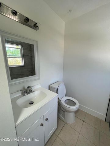 2673 TROLLIE Lane 1, Jacksonville, FL 32211