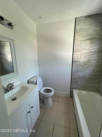 2673 TROLLIE Lane 1, Jacksonville, FL 32211