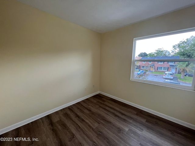 2673 TROLLIE Lane 1, Jacksonville, FL 32211