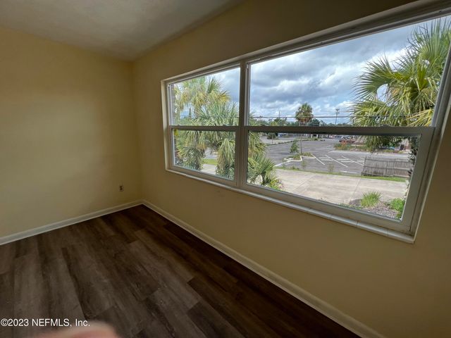 2673 TROLLIE Lane 1, Jacksonville, FL 32211