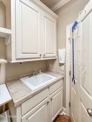 126 Asbury Square, Pearl, MS 39208
