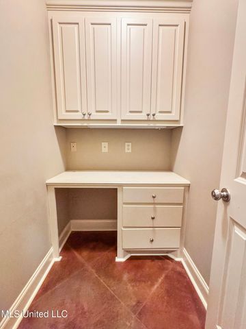 126 Asbury Square, Pearl, MS 39208