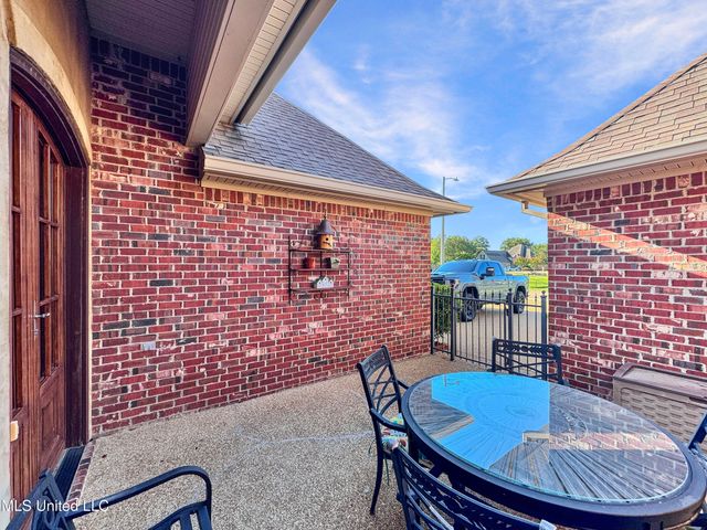126 Asbury Square, Pearl, MS 39208