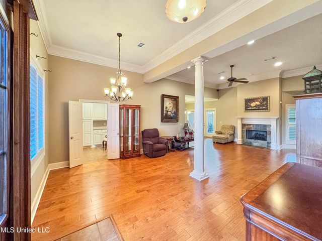 126 Asbury Square, Pearl, MS 39208
