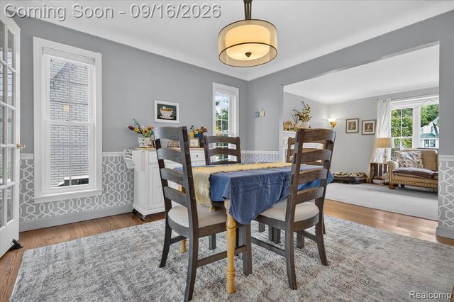 1037 W Selfridge Boulevard, Clawson, MI 48017