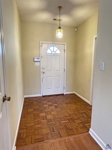 105 Park Lane, Warner Robins, GA 31088