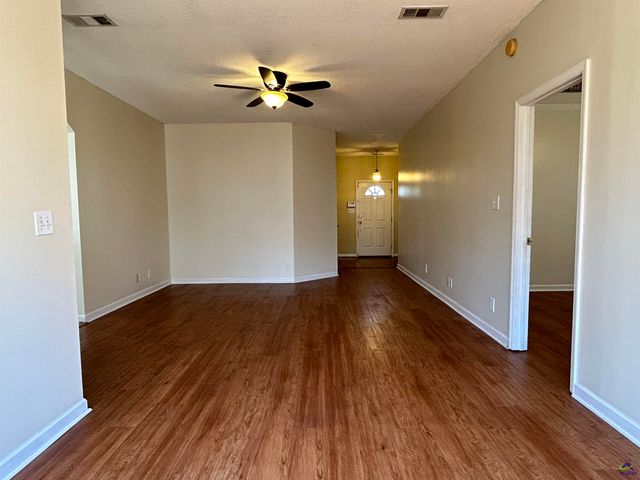 105 Park Lane, Warner Robins, GA 31088