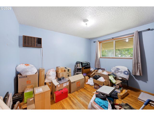 1404 UMPQUA Rd, Woodburn, OR 97071