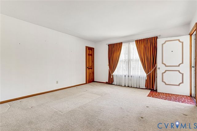 14701 Jefferson Ave, Chester, VA 23836