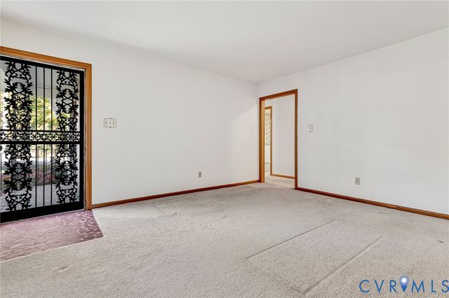 14701 Jefferson Ave, Chester, VA 23836