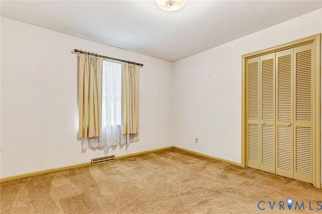 14701 Jefferson Ave, Chester, VA 23836