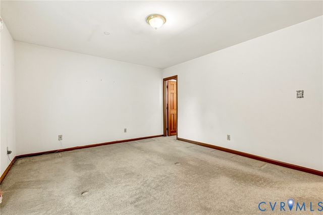 14701 Jefferson Ave, Chester, VA 23836