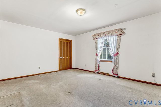 14701 Jefferson Ave, Chester, VA 23836