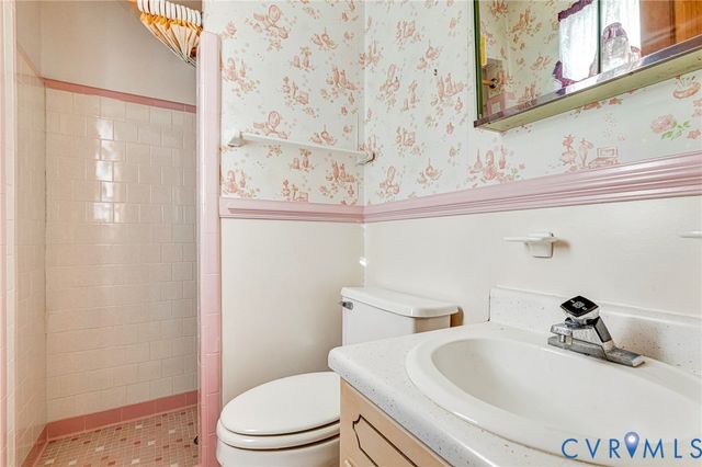 14701 Jefferson Ave, Chester, VA 23836