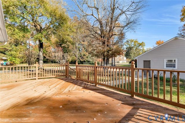 14701 Jefferson Ave, Chester, VA 23836