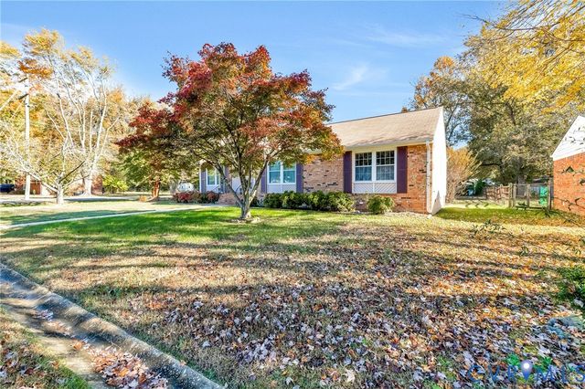 14701 Jefferson Ave, Chester, VA 23836