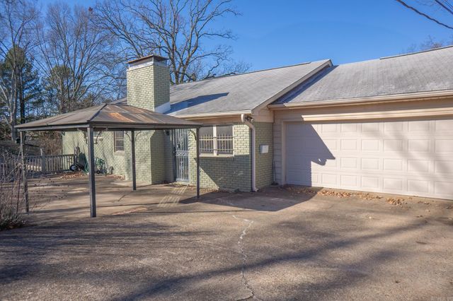 405 N Plaza Drive, Little Rock, AR 72205