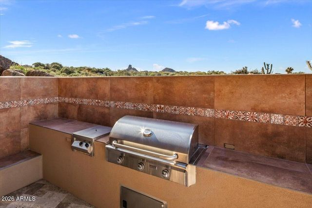 29206 N 101st Street, Scottsdale, AZ 85262