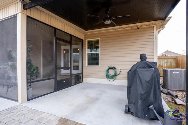 602 Charlestown Way, Bonaire, GA 31005