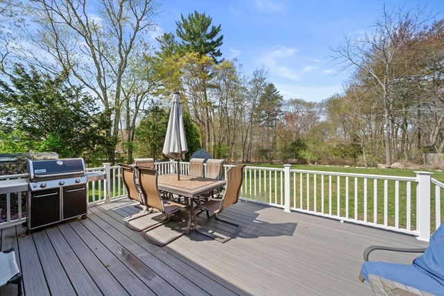 167 Sycamore Street, Holbrook, MA 02343