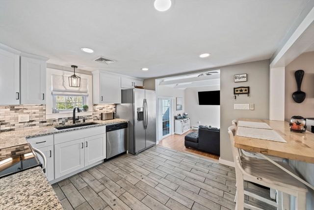 167 Sycamore Street, Holbrook, MA 02343