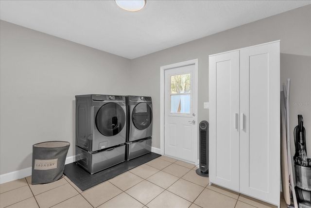 1571 GARDA AVENUE, Sanford, FL 32771