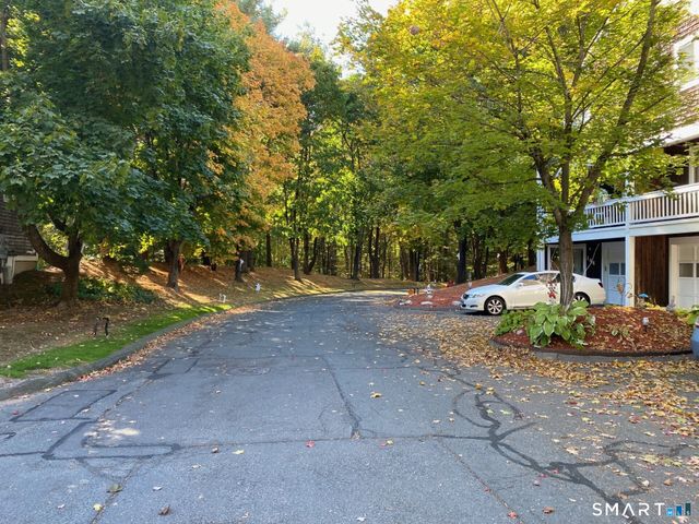 139 Songbird Lane 139, Farmington, CT 06032