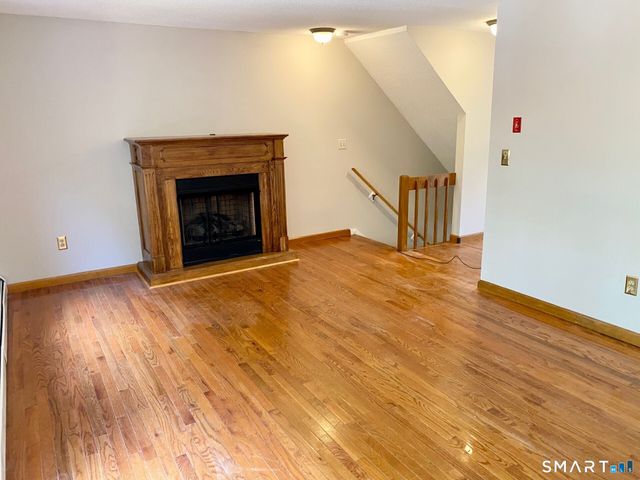 139 Songbird Lane 139, Farmington, CT 06032