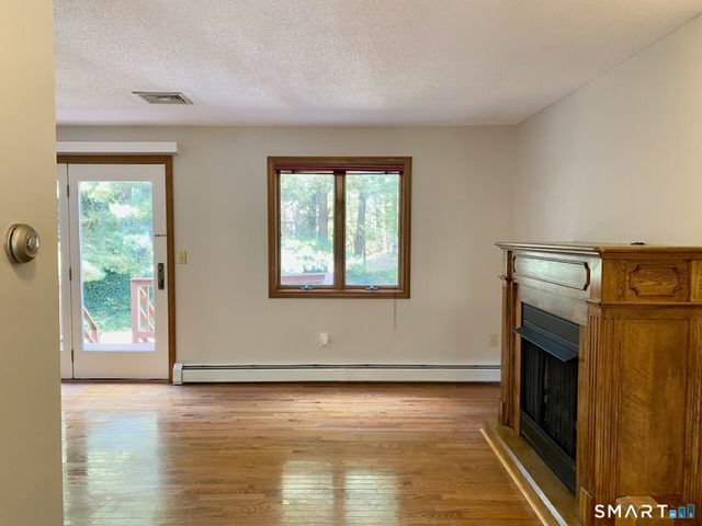 139 Songbird Lane 139, Farmington, CT 06032