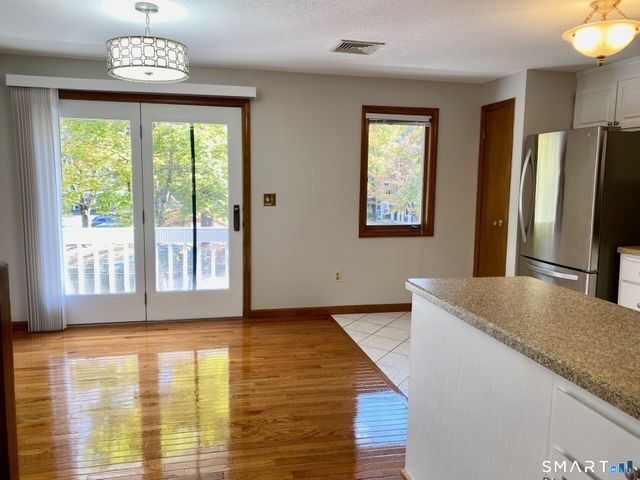139 Songbird Lane 139, Farmington, CT 06032